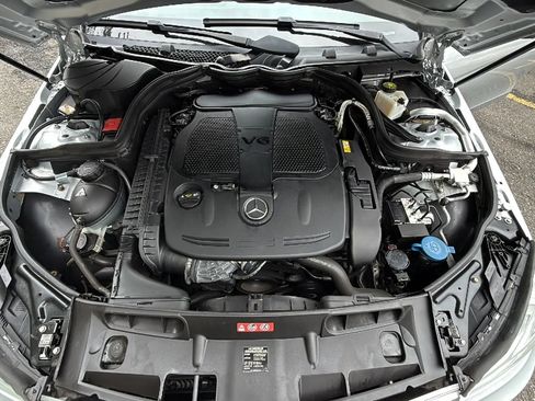 Used 2014 Mercedes-Benz C 300 4MATIC Sedan image 44