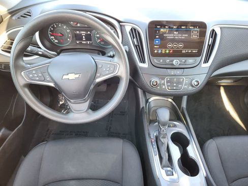 Used 2024 Chevrolet Malibu LT image 27