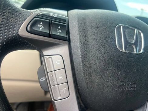 Used 2014 Honda Odyssey EX image 21
