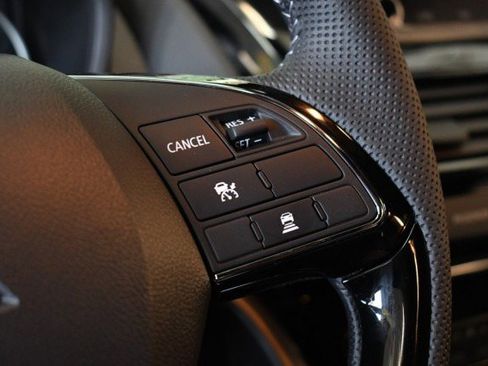 New 2026 Mitsubishi Eclipse Cross AWD image 31