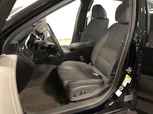 Used 2017 Chevrolet Impala LS image 14