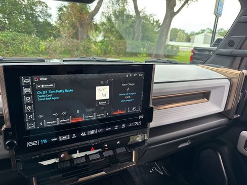 Used 2025 GMC Hummer EV 3X AWD/4WD image 87