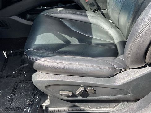 Used 2020 Lincoln Nautilus FWD image 18