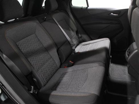 Used 2024 Chevrolet Equinox LT image 17