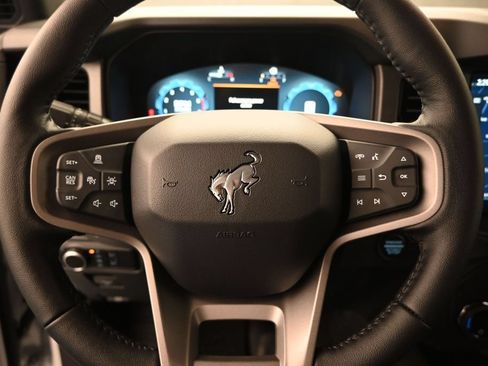New 2026 Ford Bronco Badlands AWD/4WD image 19