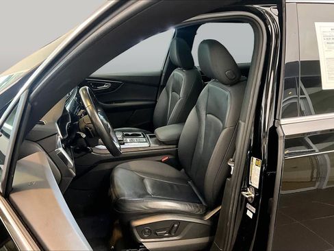 Used 2021 Audi Q7 2.0T Premium w/ Convenience Package AWD/4WD image 8
