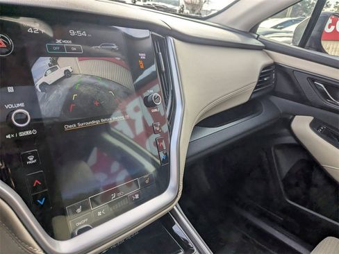 Used 2023 Subaru Outback Premium image 21