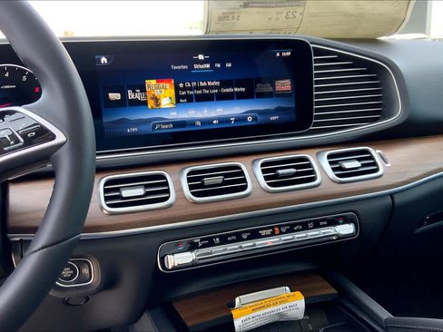 Certified 2025 Mercedes-Benz GLE 350 4MATIC image 13