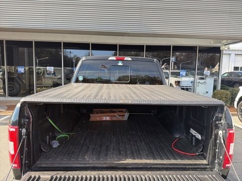 Used 2018 Ford F150 Lariat image 18