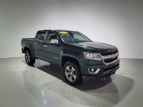 Used 2015 Chevrolet Colorado LT w/ Luxury Package image 2