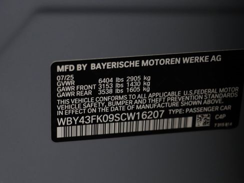 New 2025 BMW i5 M60 w/ Premium Package image 25