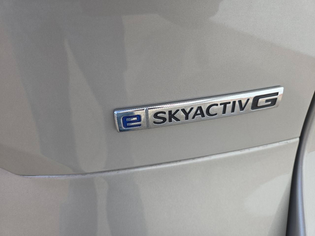Used 2024 MAZDA CX-90 3.3 Turbo w/ Preferred Plus AWD/4WD image 10
