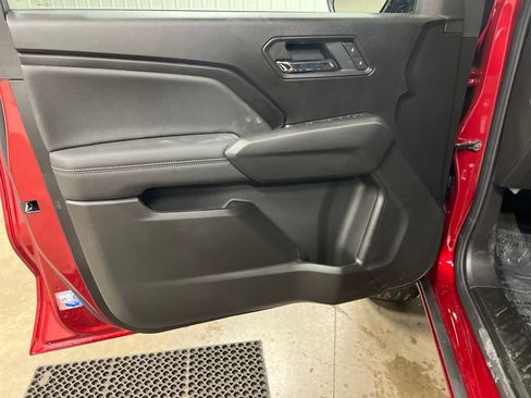 New 2026 GMC Canyon Elevation w/ Convenience Package image 15