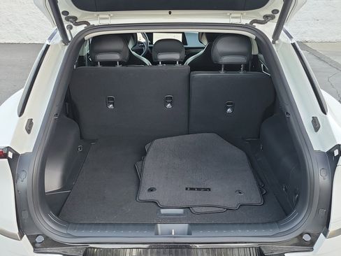 Used 2024 Kia EV6 Wind image 16