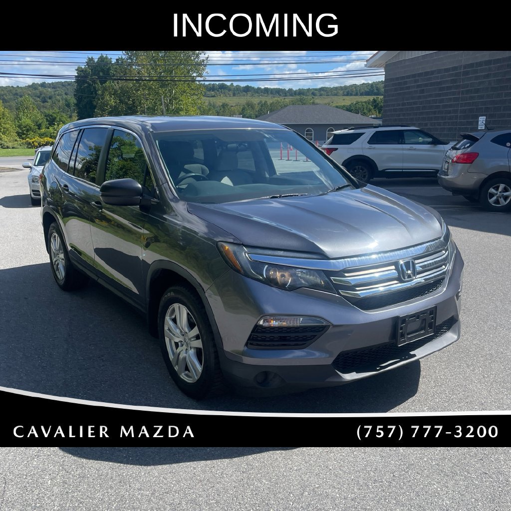Used 2016 Honda Pilot LX image 1
