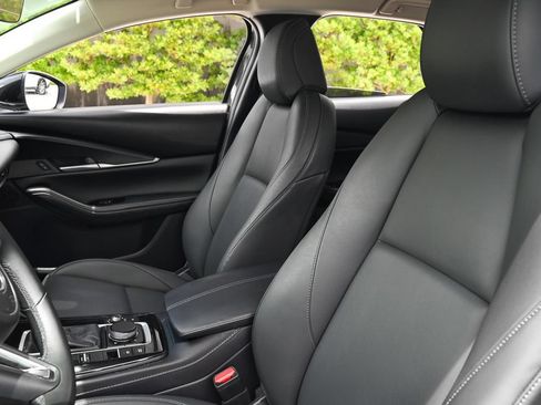 Certified 2025 MAZDA CX-30 AWD 2.5 S w/ Select Sport Pkg image 13