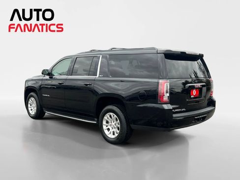 Used 2018 GMC Yukon XL SLT w/ Open Road Package image 3