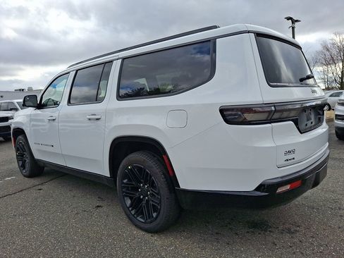 New 2026 Jeep Grand Wagoneer L Limited AWD/4WD image 3
