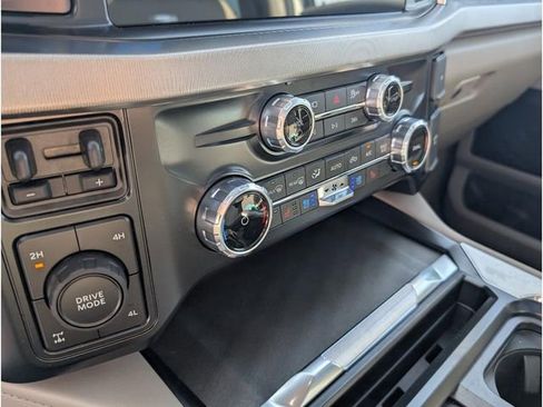 New 2025 Ford F350 Platinum w/ Platinum Plus Package image 23