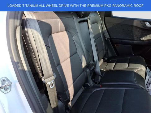 Used 2020 Ford Escape Titanium w/ Titanium Premium Package 2.0 image 13