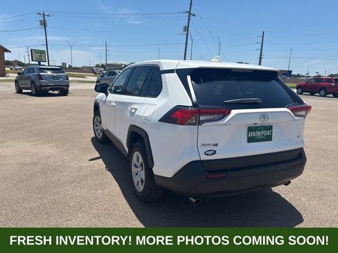 Used 2024 Toyota RAV4 LE FWD image 5