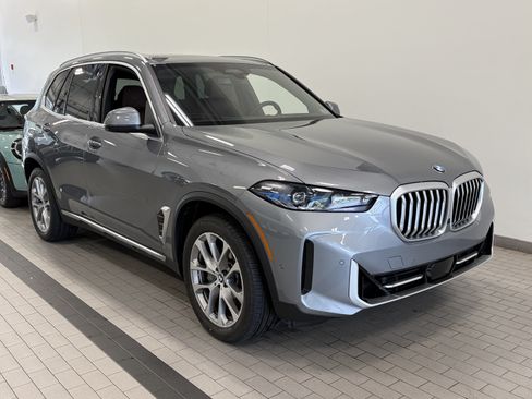 Used 2026 BMW X5 xDrive40i AWD/4WD image 2