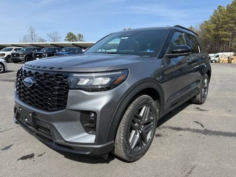 New 2026 Ford Explorer ST-Line w/ ST-Line Street Pack image 1