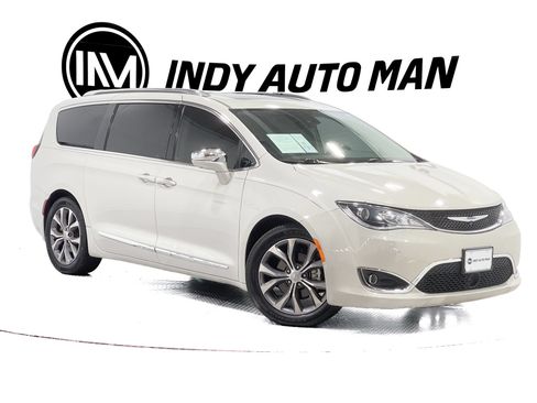 Used 2019 Chrysler Pacifica Limited w/ Tire & Wheel Group FWD image 2