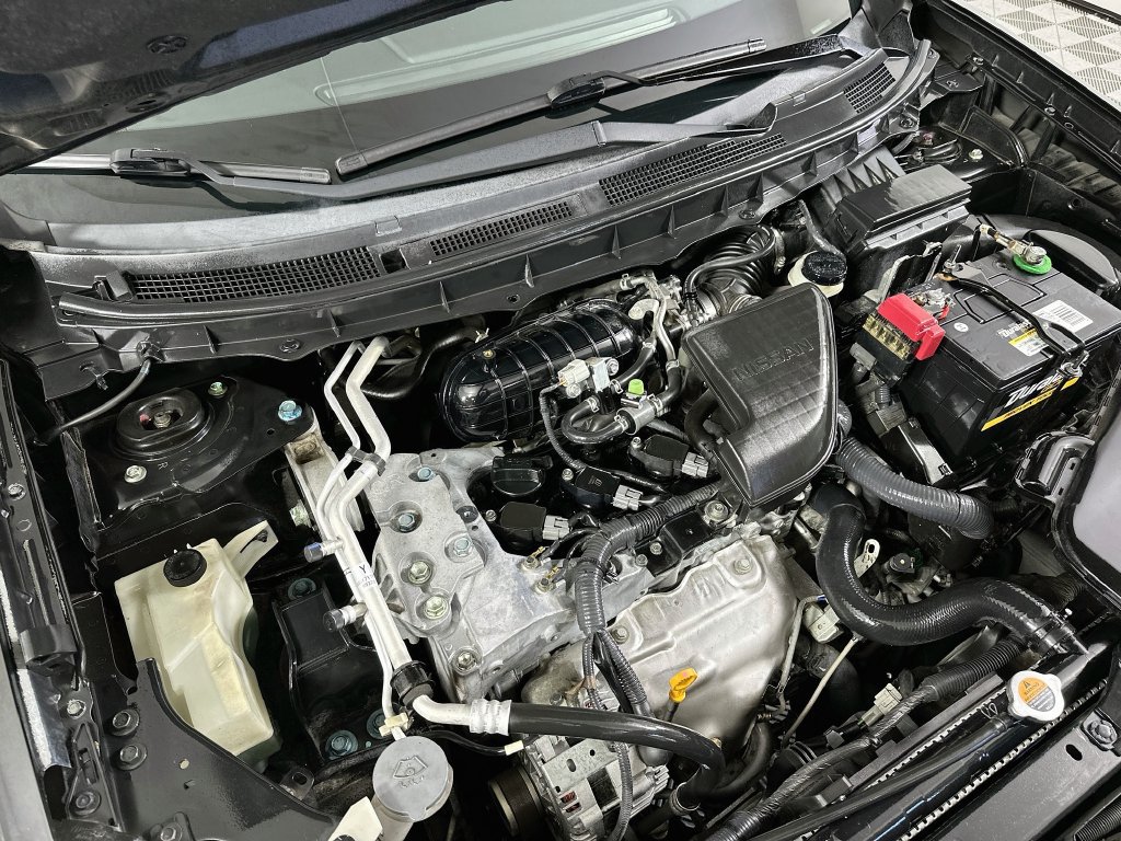 Used 2010 Nissan Rogue SL w/ Leather Pkg FWD image 25