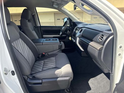 Used 2020 Toyota Tundra SR5 AWD/4WD image 22