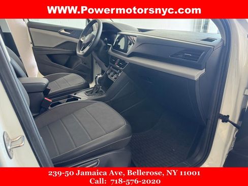 Used 2023 Volkswagen Taos SE FWD image 21