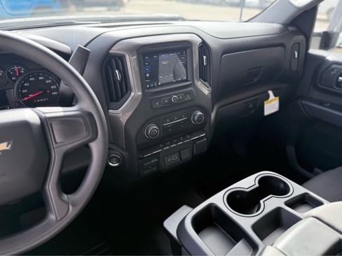 New 2026 Chevrolet Silverado 2500 Custom w/ Custom Convenience Package image 21