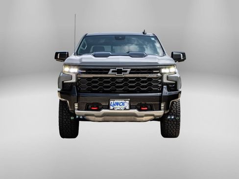 Used 2024 Chevrolet Silverado 1500 ZR2 AWD/4WD image 5