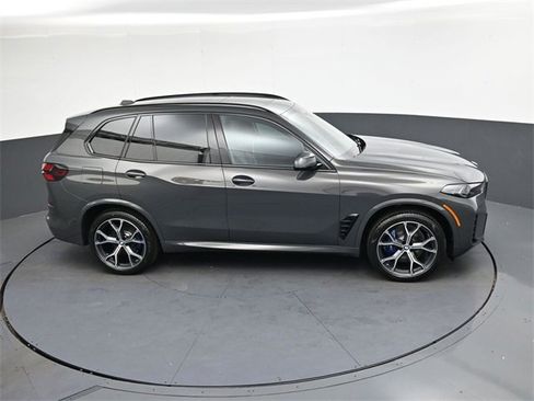 New 2026 BMW X5 xDrive40i w/ M Sport Package image 18