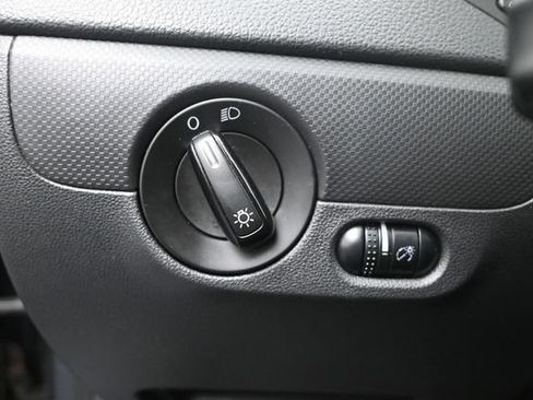 Used 2014 Volkswagen Jetta SE FWD image 15