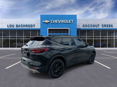 Used 2024 Chevrolet Blazer LT w/ Midnight/Sport Edition FWD image 8