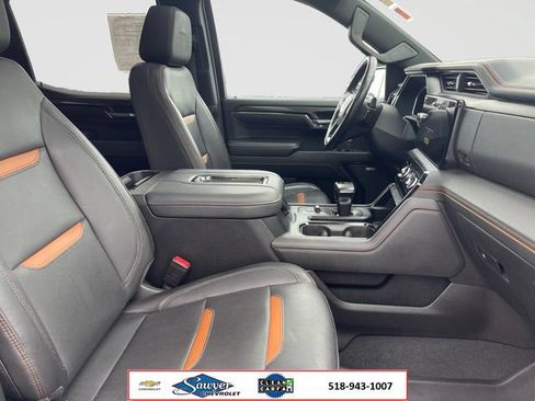 Used 2022 GMC Sierra 1500 AT4 w/ AT4 Preferred Package AWD/4WD image 16