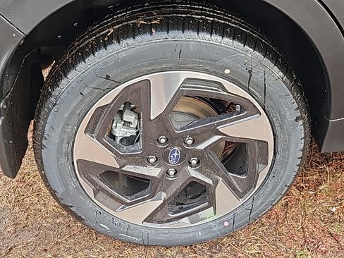 New 2025 Subaru Crosstrek 2.5i Limited image 3