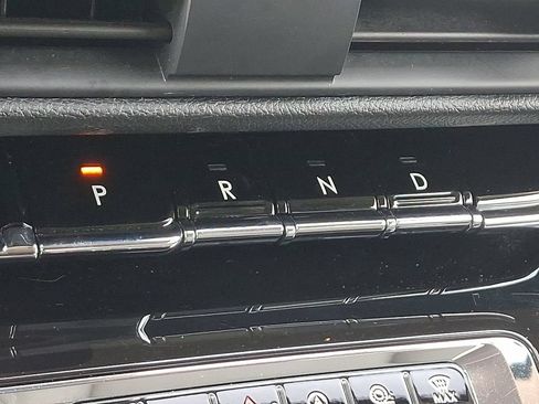 Certified 2024 Lincoln Corsair AWD w/ Equipment Group 101A image 15