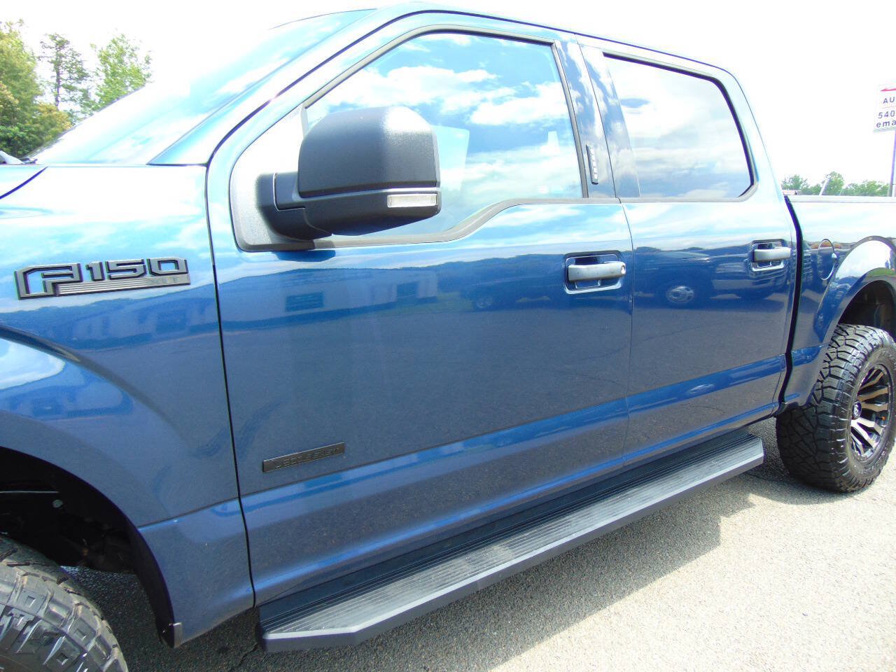 Used 2017 Ford F150 XLT w/ Equipment Group 302A Luxury AWD/4WD image 29