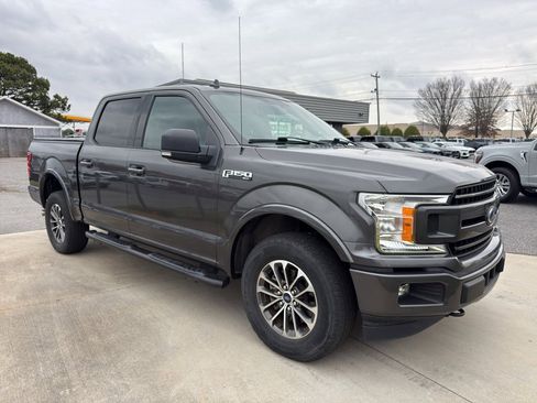 Used 2018 Ford F150 XLT w/ Equipment Group 302A Luxury image 3