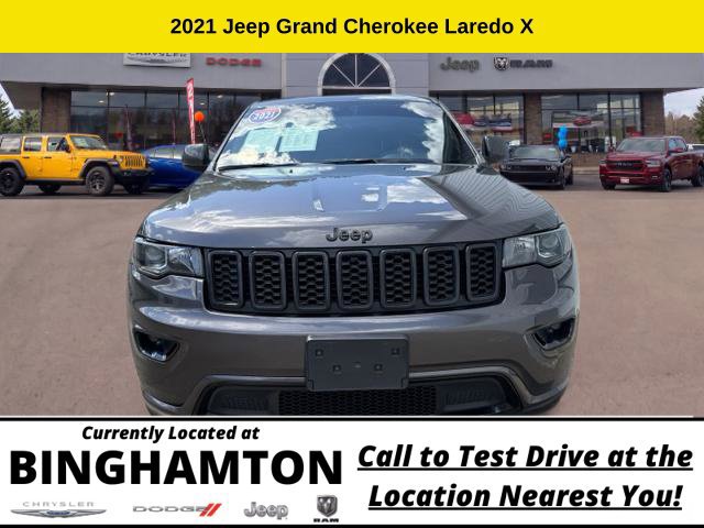 Used 2021 Jeep Grand Cherokee Laredo X AWD/4WD image 3