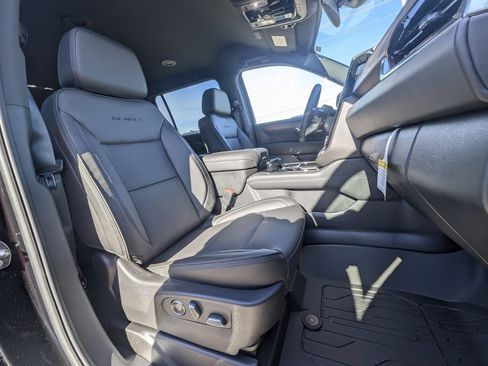 New 2026 GMC Yukon XL Denali image 15