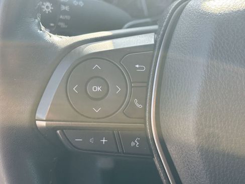 Used 2021 Toyota Camry SE FWD image 29