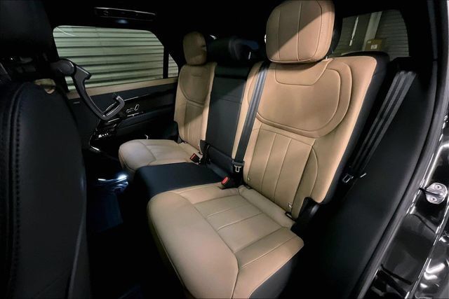 New 2026 Land Rover Range Rover Sport Dynamic SE AWD/4WD image 9