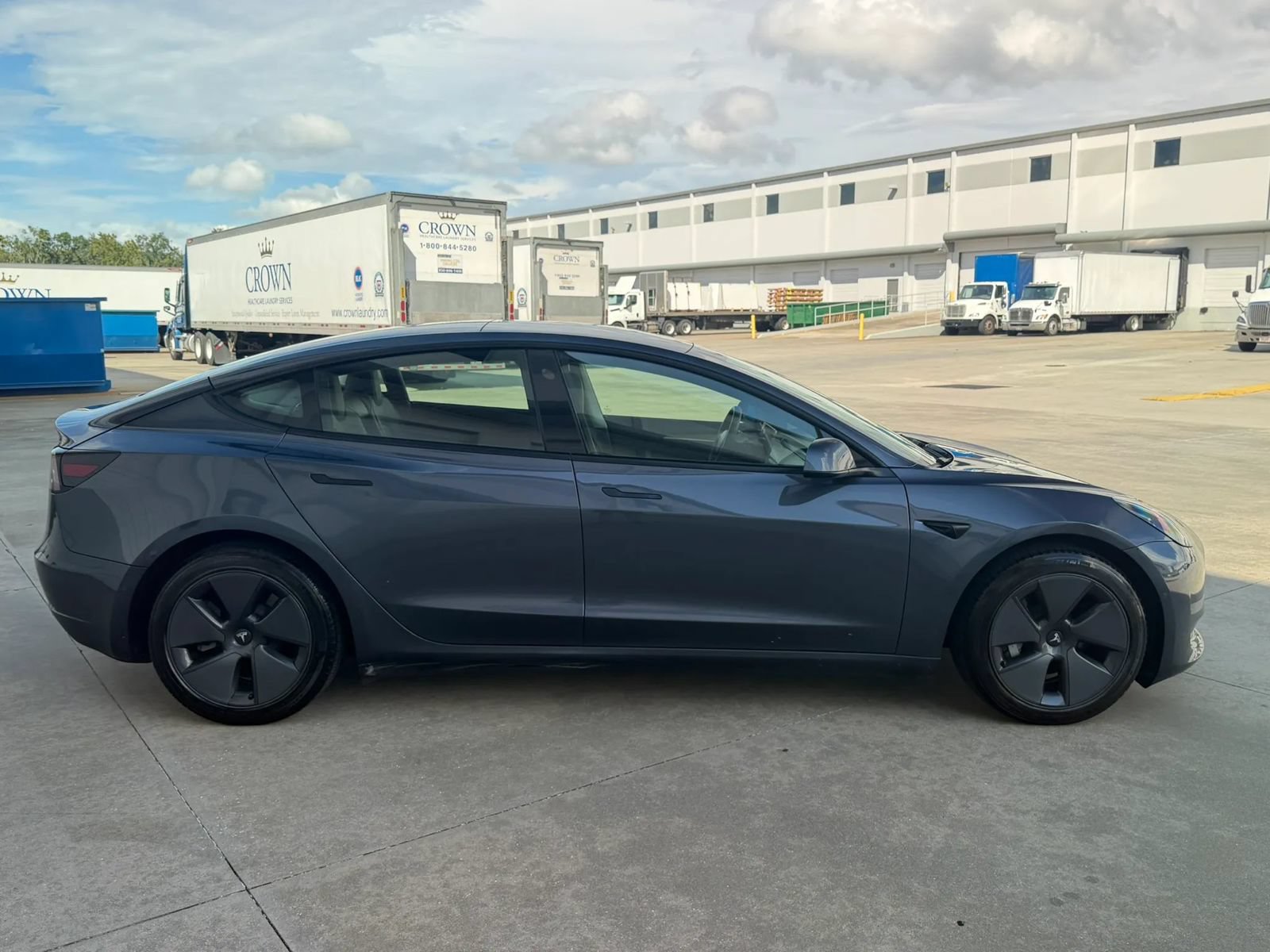 Used 2022 Tesla Model 3 Long Range AWD/4WD image 6