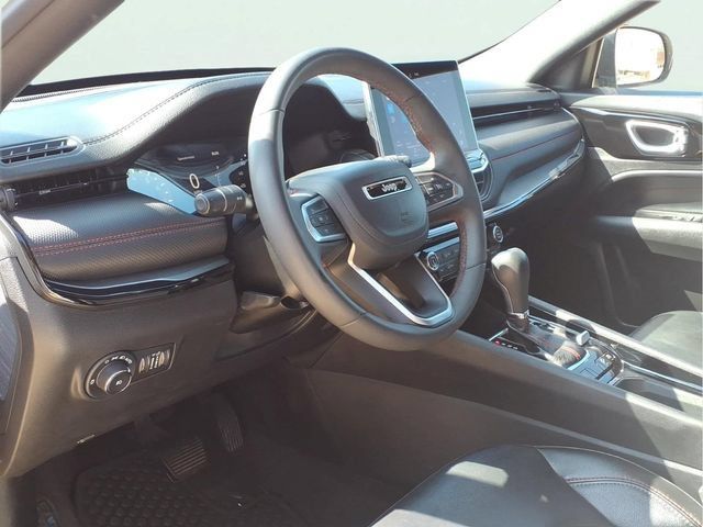 Used 2023 Jeep Compass Trailhawk AWD/4WD image 8