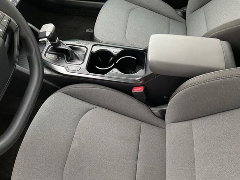 Used 2025 Kia K4 LXS image 34