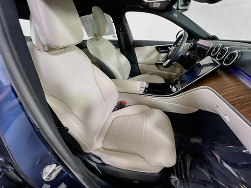 Used 2024 Mercedes-Benz C 300 4MATIC Sedan image 29