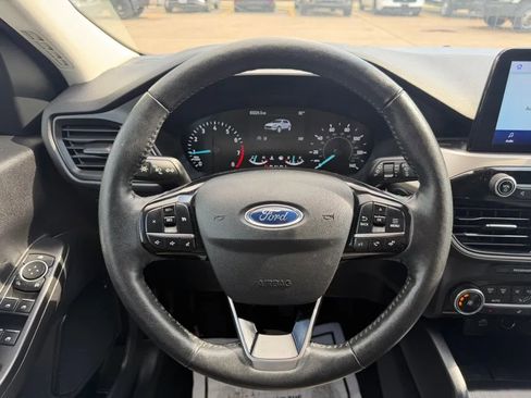 Used 2021 Ford Escape SE w/ Cold Weather Package AWD/4WD image 31